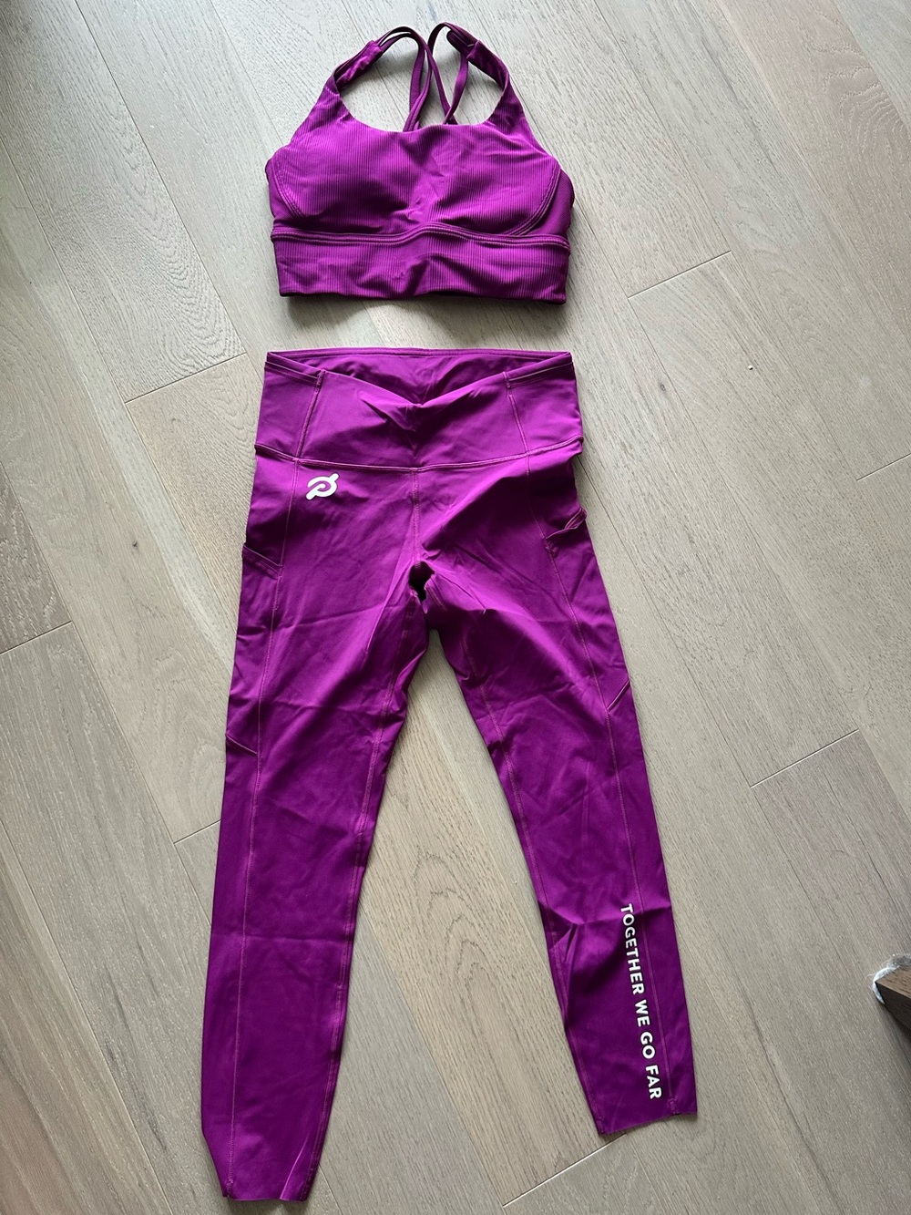 Lululemon size 8 set in excellent condition!